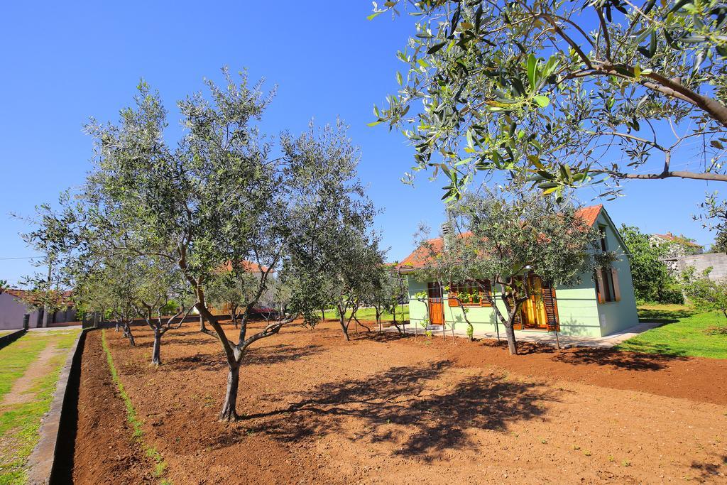 Holiday Home Zemljak Сукошан Экстерьер фото